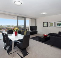 The Junction Palais - Modern and Spacious 2BR Bondi Junction Apartment Close to Everything - Tourism TAS
