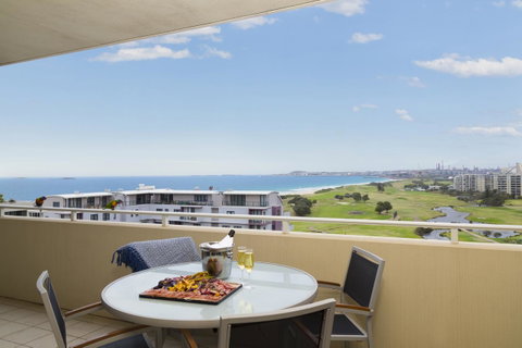 Sage Hotel Wollongong - Tourism TAS 39