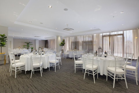 Sage Hotel Wollongong - Tourism TAS 32