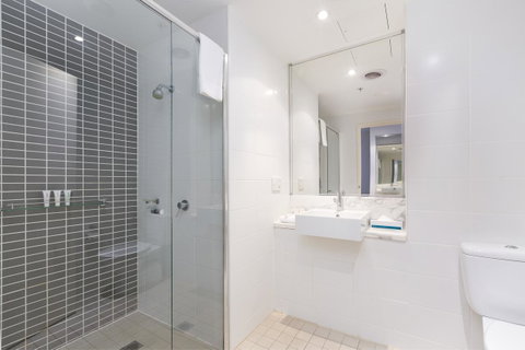 Sage Hotel Wollongong - Tourism TAS 7