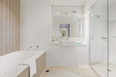 Sage Hotel Wollongong - Tourism TAS 5