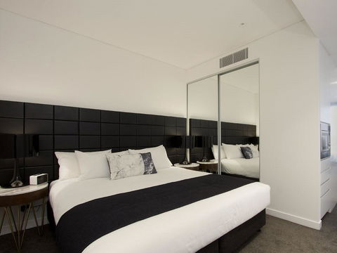 Silkari Suites At Chatswood - Hobart Tourism 1