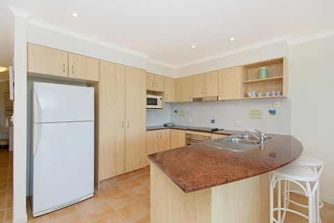 The Cove Yamba - Tourism TAS 13