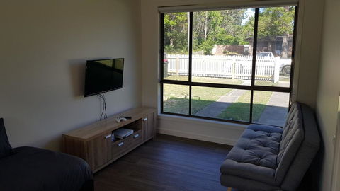 Golden Hill Cottage - Hobart Tourism 14