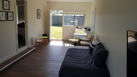 Golden Hill Cottage - Hobart Tourism 15