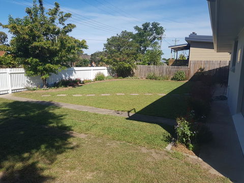 Golden Hill Cottage - Hobart Tourism 12