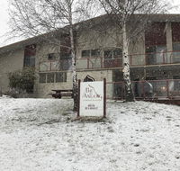 Aalberg Chalet - Hobart Tourism