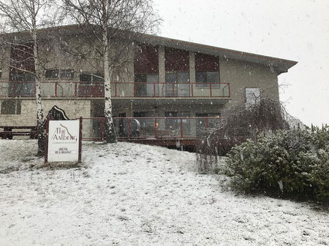 Yuki Inn Jindabyne - Hobart Tourism 1