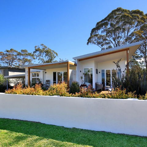 Jervis Bay Beach Shack I Pet Friendly - Hobart Tourism 1