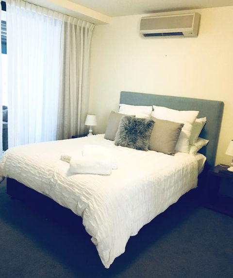 Boathouse Resort (Water Front) - Hobart Tourism 3