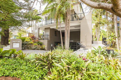 Julians Apartments - Hobart Tourism 11