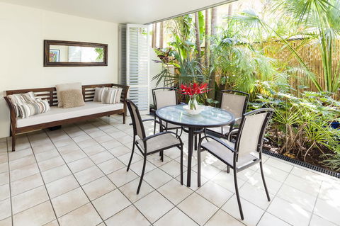 Julians Apartments - Hobart Tourism 28