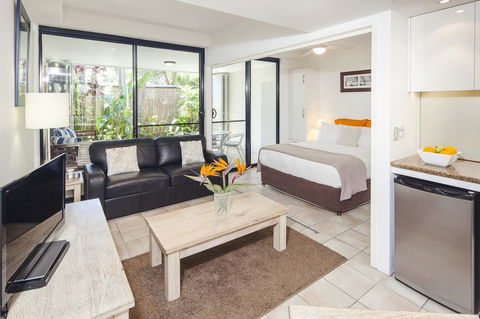 Julians Apartments - Hobart Tourism 35