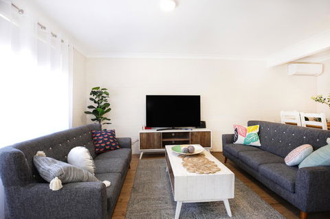 Abode @ Culburra - Pet Friendly - 4 Mins To Beach - Hobart Tourism 6