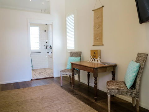 Cove Studios - Hobart Tourism 9