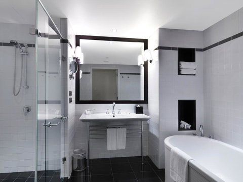 Amora Hotel Jamison Sydney - Tourism TAS 5