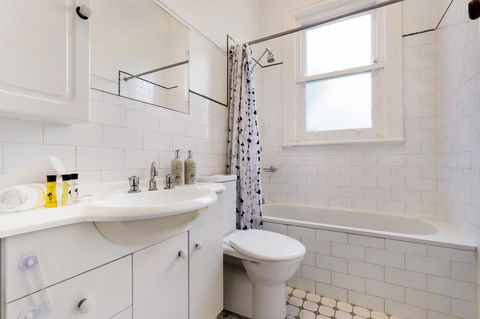 Drummoyne 3 Bedroom Home (62ALE) - Tourism TAS 7