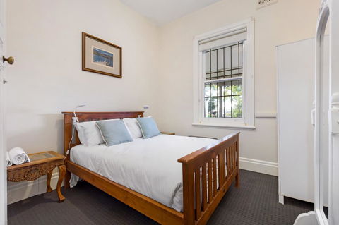 Drummoyne 3 Bedroom Home (62ALE) - Tourism TAS 3