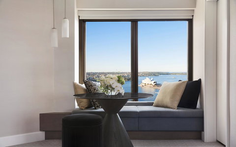 Four Seasons Hotel Sydney - Hobart Tourism 3