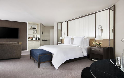 Four Seasons Hotel Sydney - Hobart Tourism 2