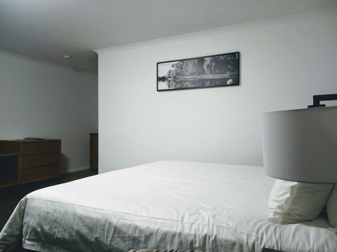 Winning Post Motor Inn - Tourism TAS 4