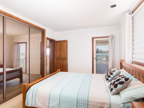 Shoreline 7 - Hobart Tourism 7