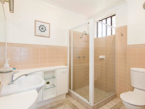 Shoreline 7 - Hobart Tourism 8