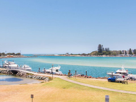 Shoreline 7 - Hobart Tourism 3