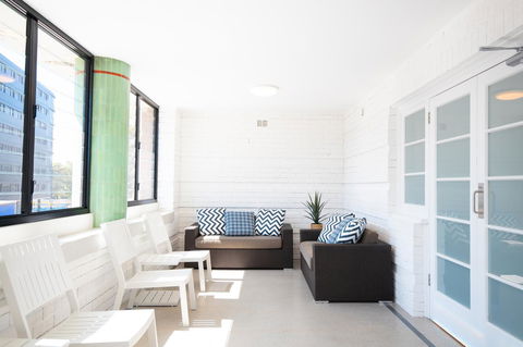 Horse And Jockey Hotel Homebush - Tourism TAS 11