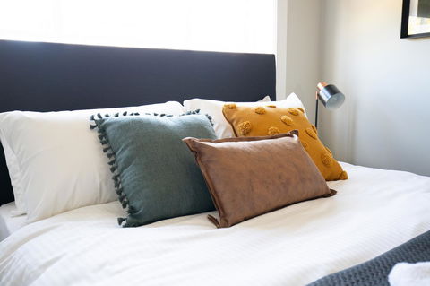 Horse And Jockey Hotel Homebush - Tourism TAS 12