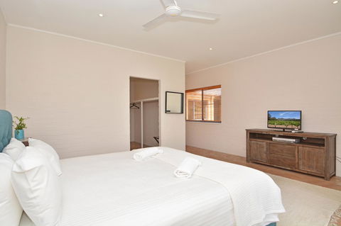 JE Guesthouse, Central To All The Hunter Valley Has To Offer - Hobart Tourism 34