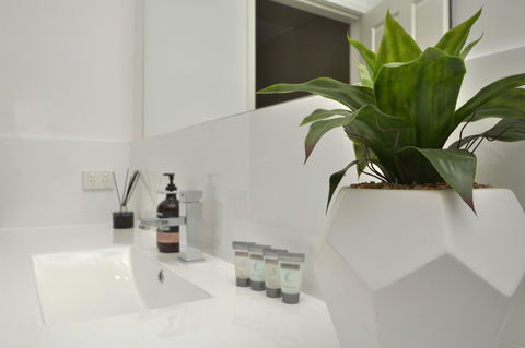 JE Guesthouse, Central To All The Hunter Valley Has To Offer - Hobart Tourism 28