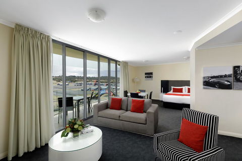 Rydges Mount Panorama Bathurst - Tourism TAS 21