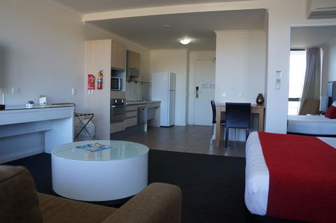 Rydges Mount Panorama Bathurst - Tourism TAS 2