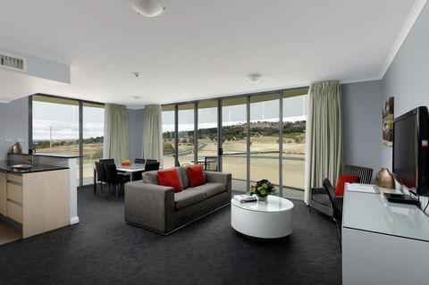 Rydges Mount Panorama Bathurst - Tourism TAS 12