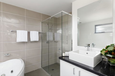 Rydges Mount Panorama Bathurst - Tourism TAS 6