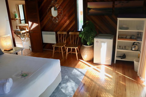 A Beach House At Byron - Hobart Tourism 34