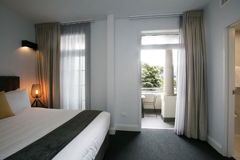 The Lucky Hotel - Hobart Tourism 25