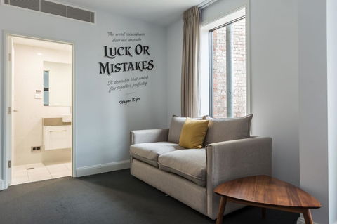 The Lucky Hotel - Hobart Tourism 23