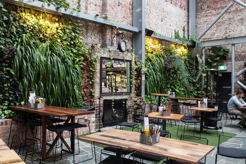 The Lucky Hotel - Hobart Tourism 12