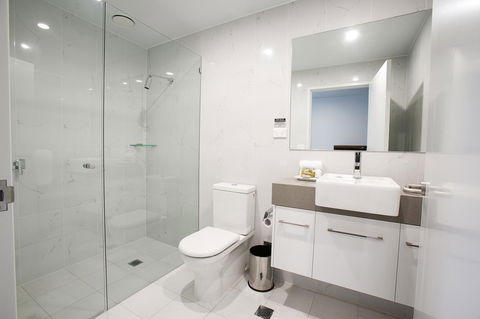 The Lucky Hotel - Hobart Tourism 22
