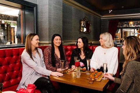 The Lucky Hotel - Hobart Tourism 15