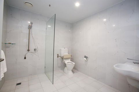 The Lucky Hotel - Hobart Tourism 36