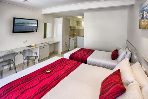 Hibiscus Motel - Hobart Tourism 0