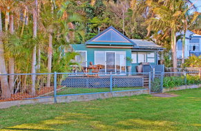 Book Marks Point Accommodation Tourism TAS Tourism TAS