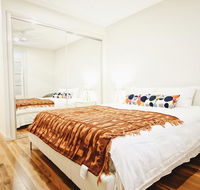 Cozy 5 Bed House in Sydney - Tourism TAS