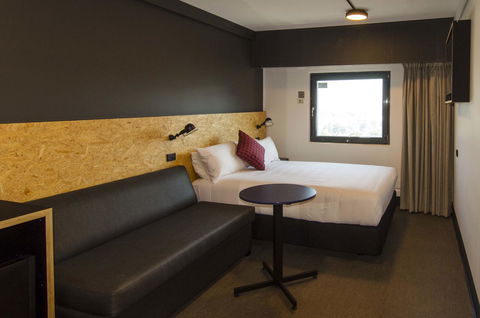 Ibis Budget Sydney East - Tourism TAS 23
