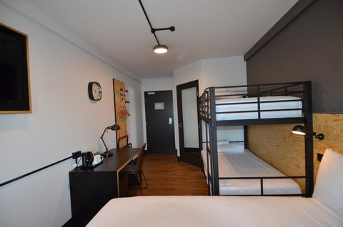 Ibis Budget Sydney East - Tourism TAS 30