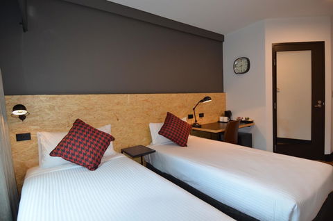 Ibis Budget Sydney East - Tourism TAS 26