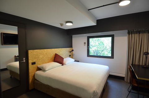 Ibis Budget Sydney East - Tourism TAS 17